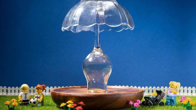 Bir Fotoğrafçının LEGO’lar ve Gündelik Eşyalarla Çektiği Harika Fotoğraflar
