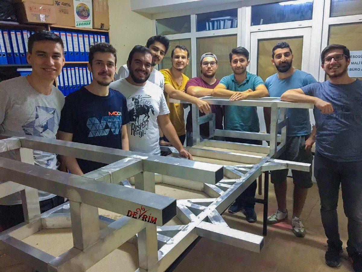 Geçmişin Ukdesi Devrim Otomobili Geri Dönecek