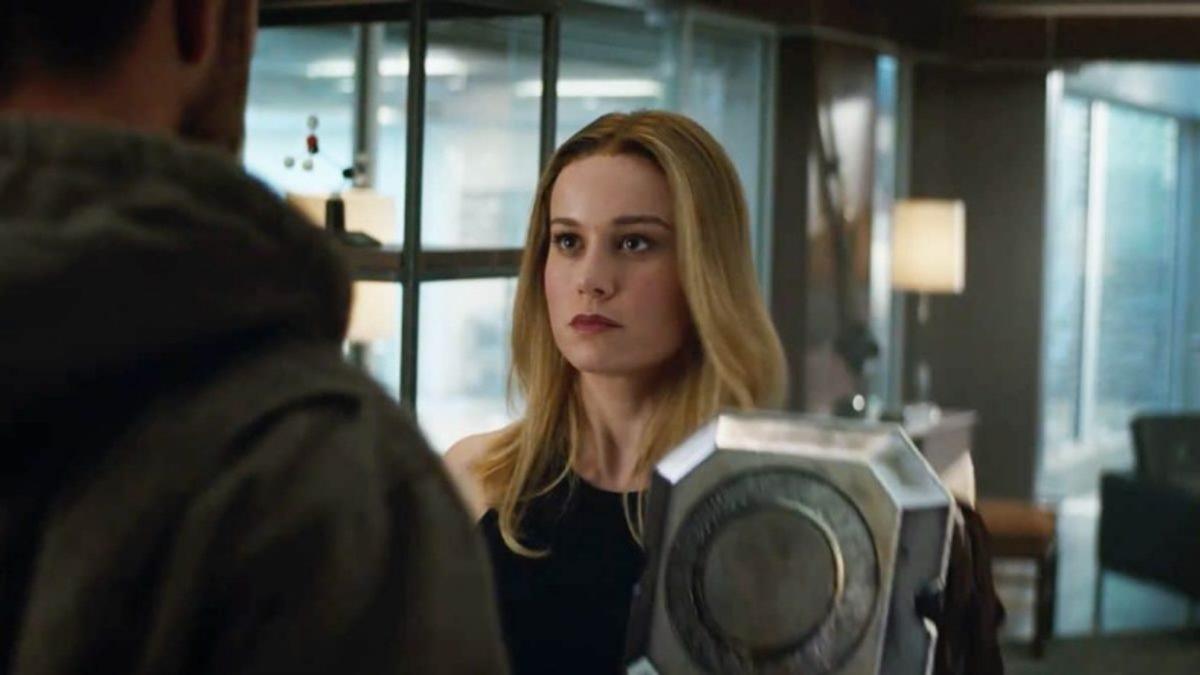 Brie Larson’ın Captain Marvel Olarak İlk Gününü Gösteren Video
