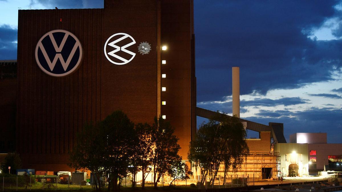 Volkswagen, En Büyük Fabrikasında Yeniden Üretime Geçti