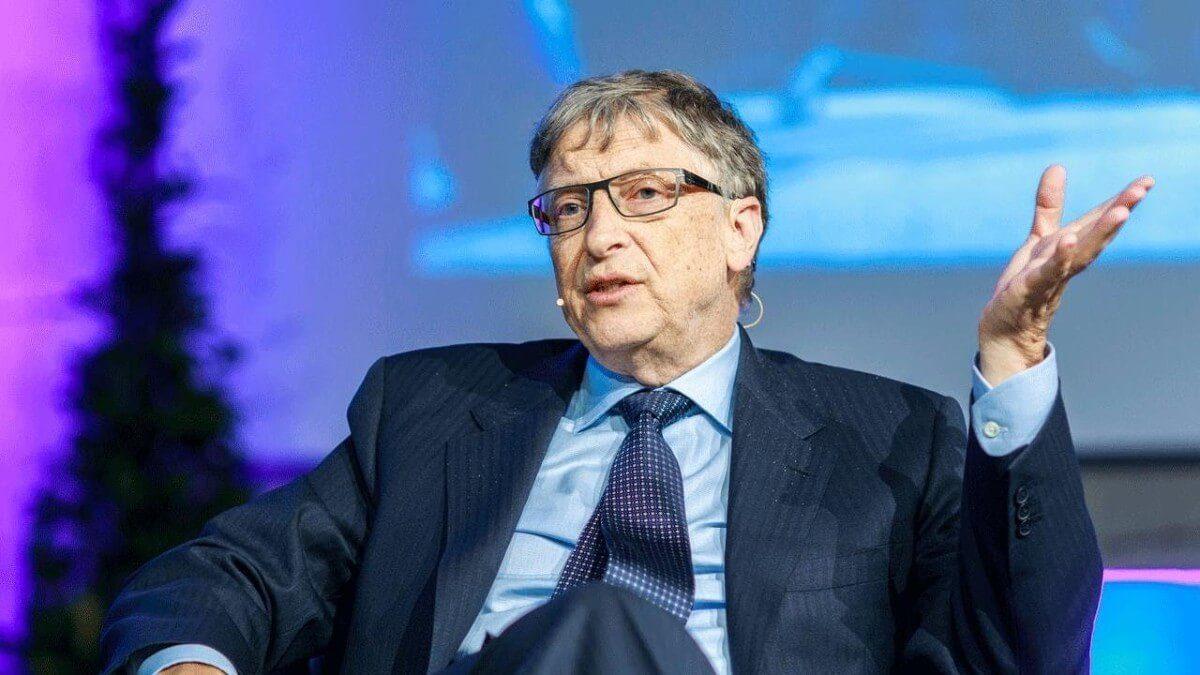 Bill Gates, Salgın Bitse Bile Normale Dönüşün Bir İki Yıl Alacağını Söyledi