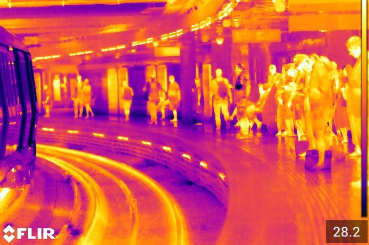 Londra Metrosunda Sıcaklığın Korkutucu Boyutlara Ulaştığını Gösteren Termal Fotoğraflar