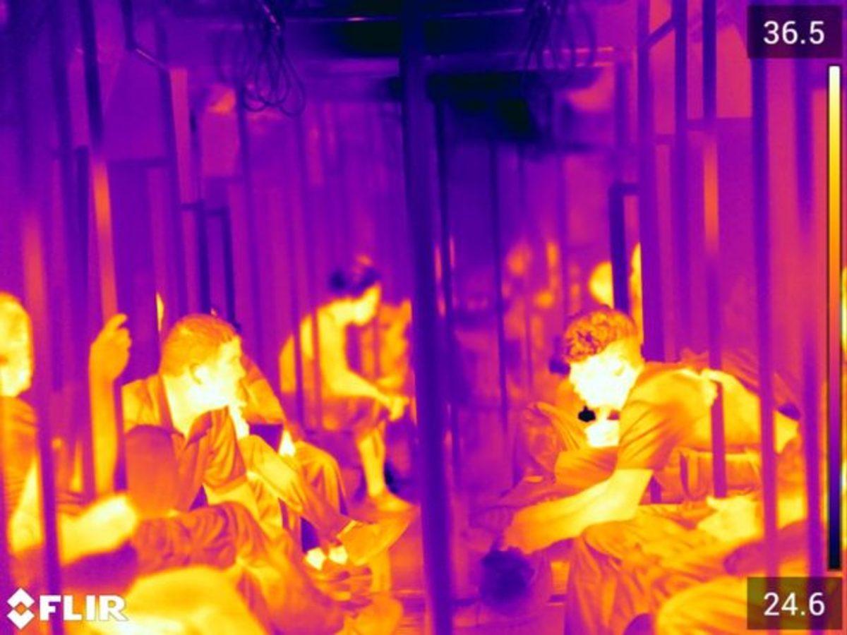 Londra Metrosunda Sıcaklığın Korkutucu Boyutlara Ulaştığını Gösteren Termal Fotoğraflar