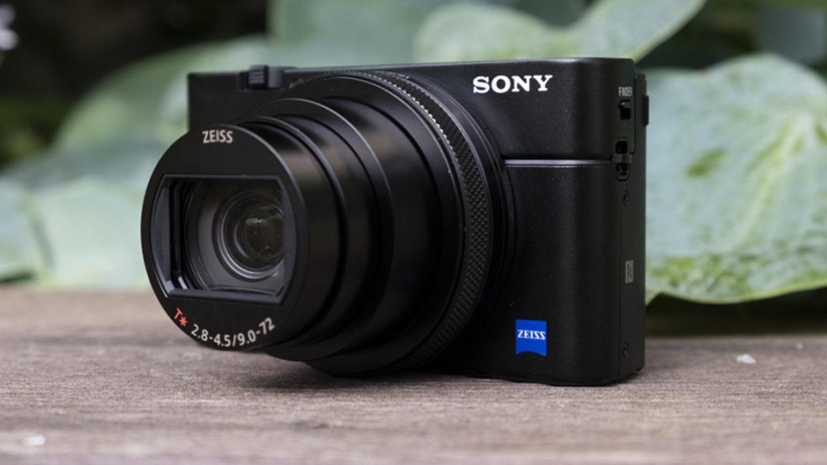 Saniyede 90 Kare Yakalayan Canavar Kamera Sony RX100 VII Tanıtıldı