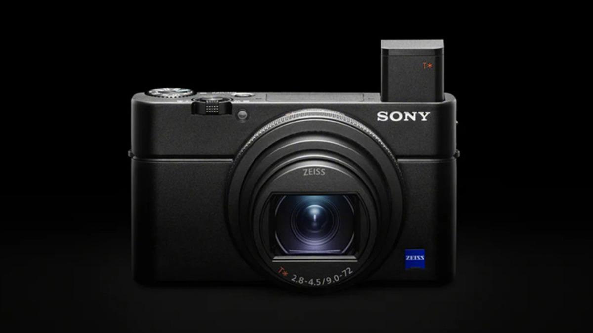 Saniyede 90 Kare Yakalayan Canavar Kamera Sony RX100 VII Tanıtıldı