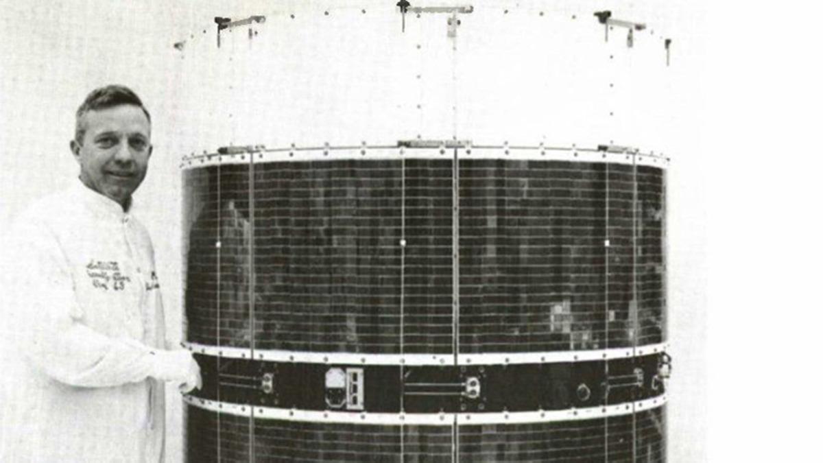 Amatör Bir Araştırmacı, Soğuk Savaş Döneminden Kalan ’Zombi Uydu’yu Çalışır Halde Buldu