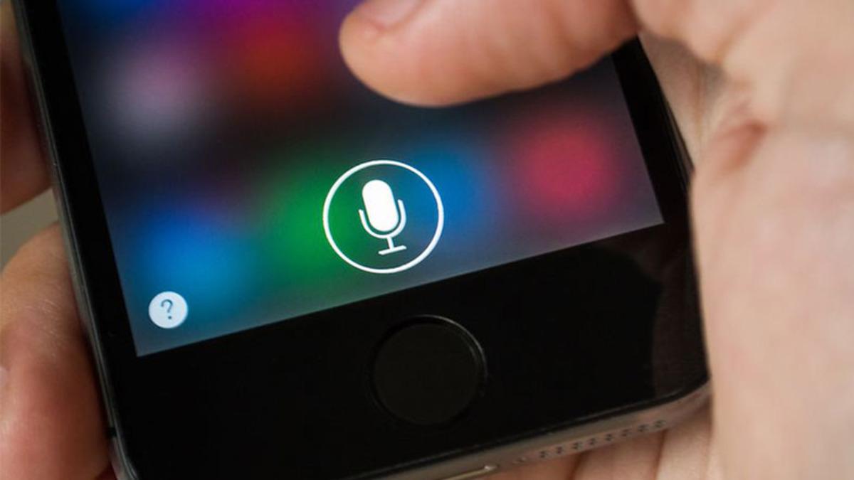 Apple, Siri Konuşmalarının Bir Kısmının Kaydedildiğini ve İncelendiğini Doğruladı