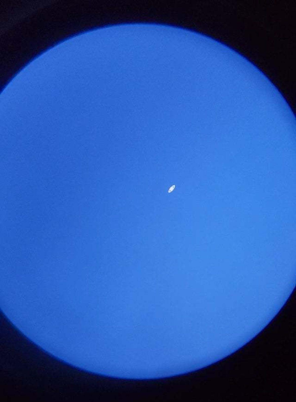 Bu Satürn Fotoğrafı, Samsung Galaxy S10 ve Bir Teleskop Kullanılarak Çekildi