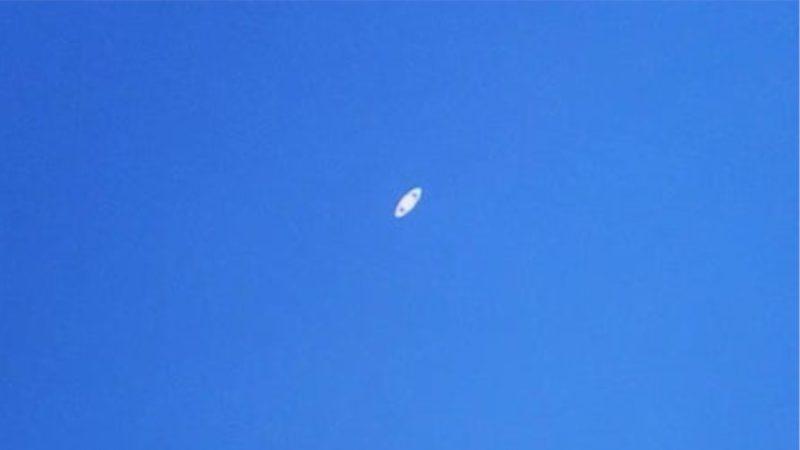 Bu Satürn Fotoğrafı, Samsung Galaxy S10 ve Bir Teleskop Kullanılarak Çekildi