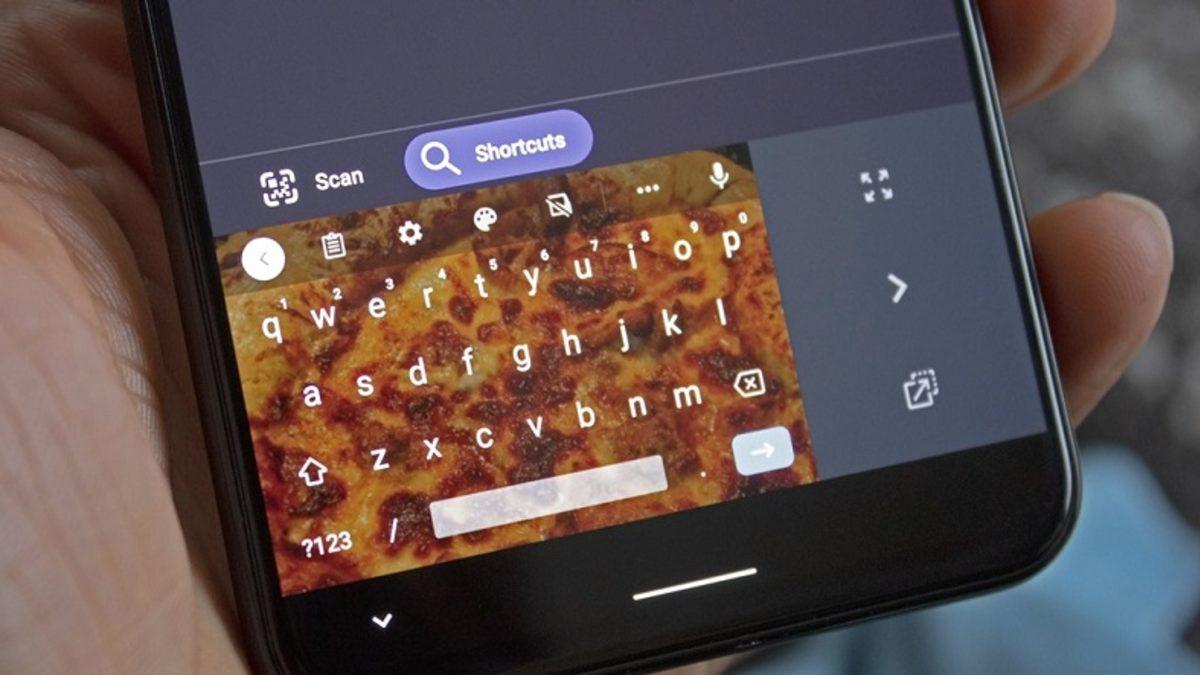 Google Gboard’un Tek Elle Yazmayı Kolaylaştıran Gizli Özelliği