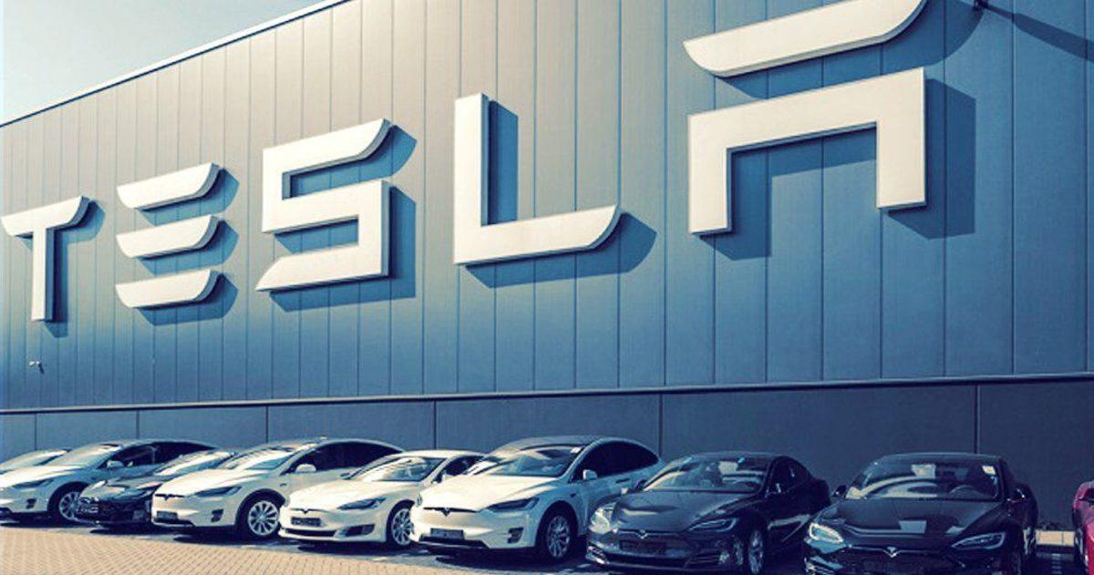 Tesla, Büyümeye Devam Ederken Para Kaybediyor