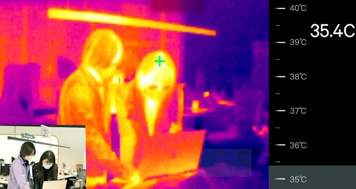 Koronavirüs ile Mücadele İçin Vücut Sıcaklığı Ölçen Gözlük Üretildi