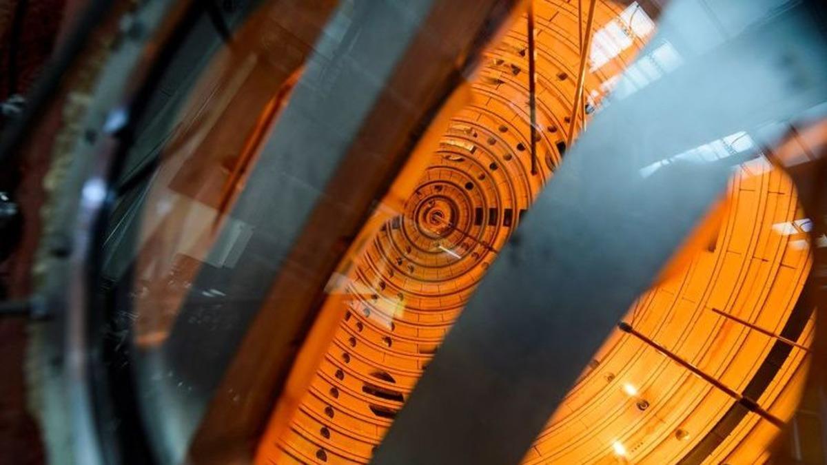 Güneş Rüzgarlarının İncelenmesi İçin Laboratuvarda Mini-Güneş Üretildi