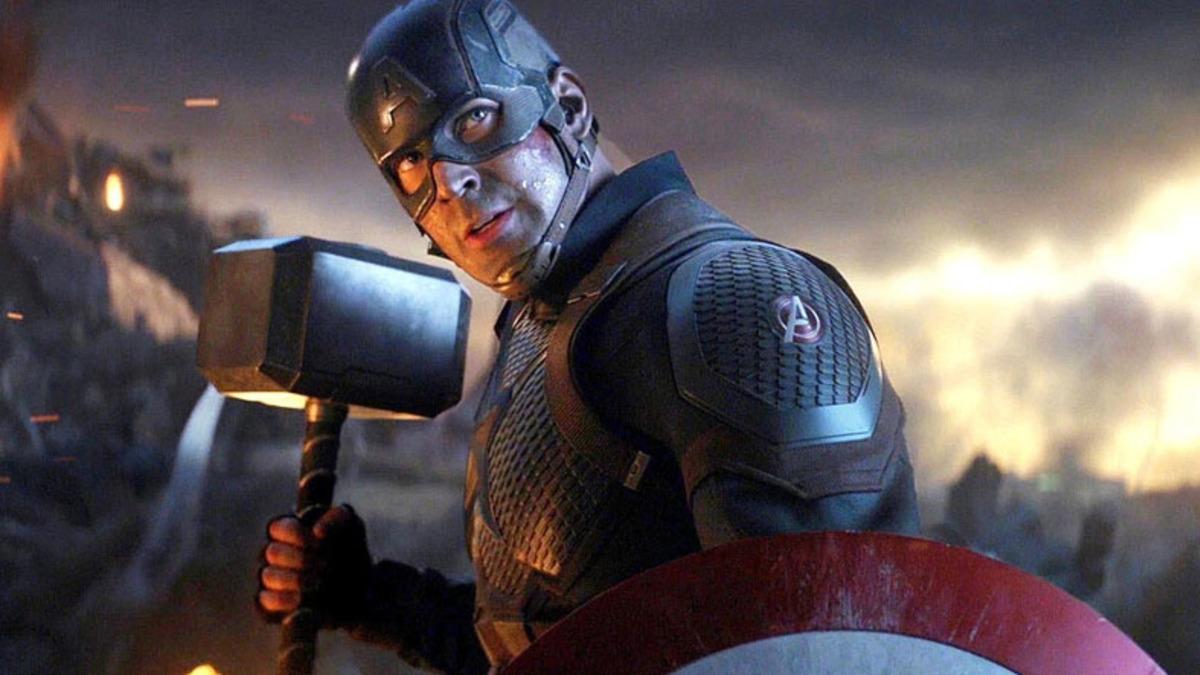 Avengers Yazarı, Kaptan Amerika’nın Neden Endgame’den Önce Çekici Kaldırmadığını Açıkladı