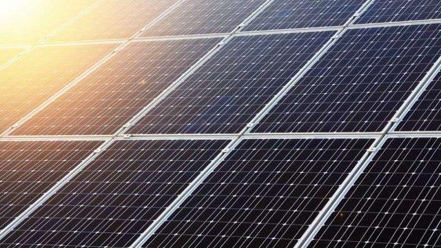 Güneş Panellerini Daha Verimli Hale Getirecek Bir Malzeme Keşfedildi