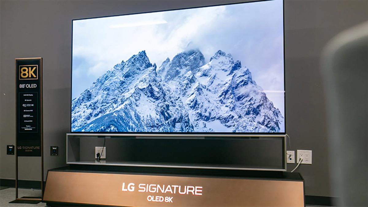 LG, Abartı Fiyata Sahip Dünyanın En Büyük 8K OLED Televizyonunu Duyurdu