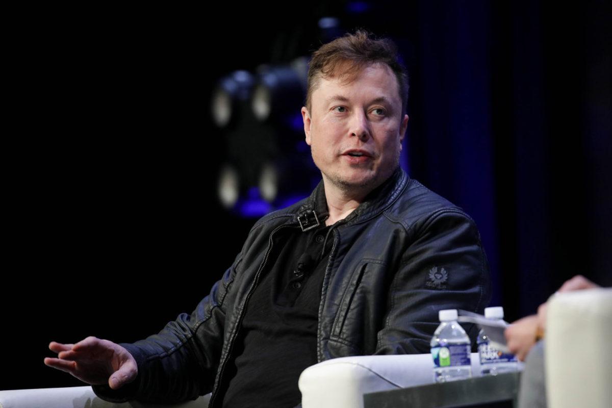 Elon Musk, Tesla’ya 14 Milyar Dolar Kaybettirmesine Rağmen 700 Milyon Dolar Kazandı