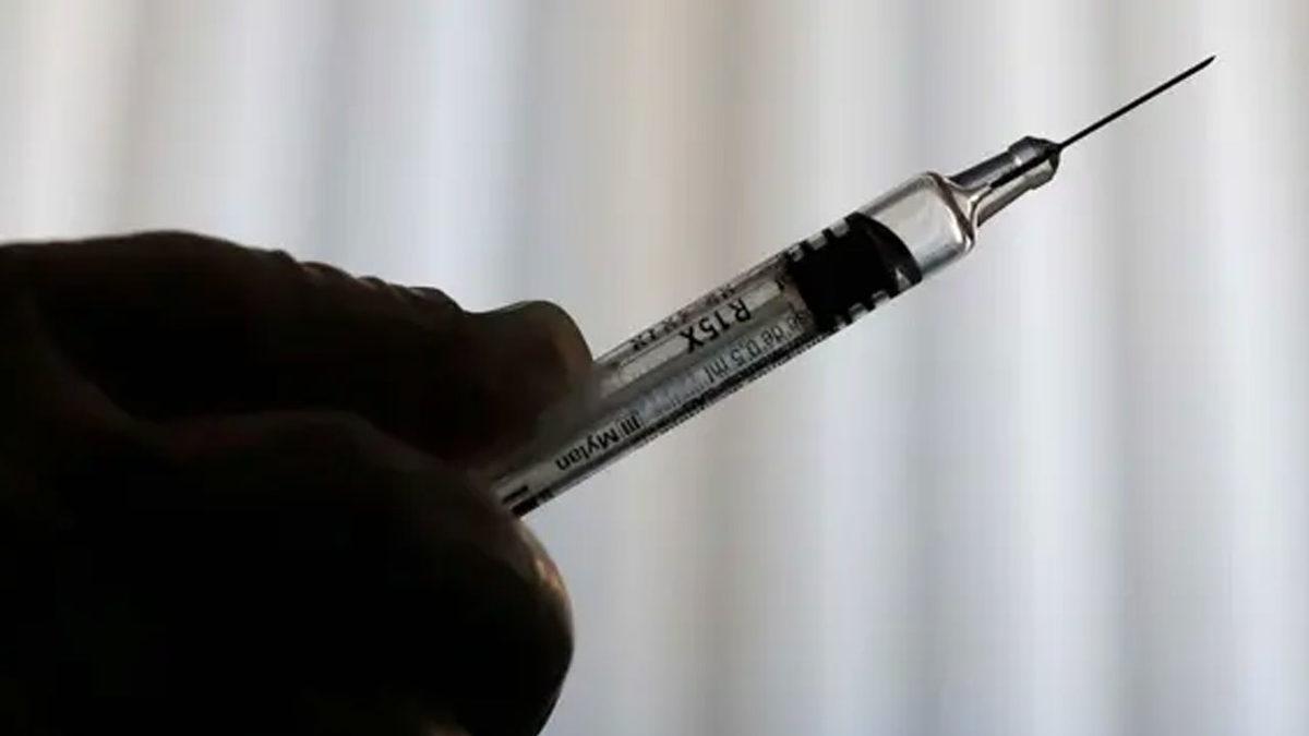 ABD’deki Hastalara İlk Kez Potansiyel Koronavirüs Aşısı Uygulandı