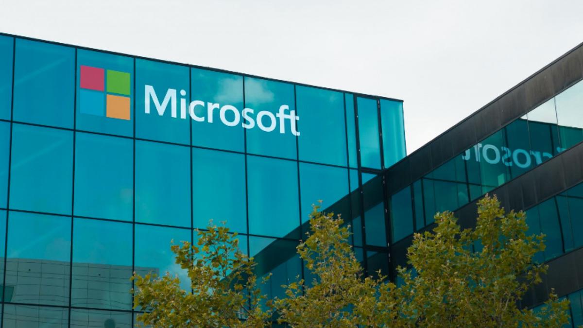 Microsoft, Çalışanlarının Evden Çalışma Süresini Ekim Ayına Kadar Uzattı