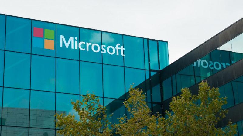 Microsoft, Çalışanlarının Evden Çalışma Süresini Ekim Ayına Kadar Uzattı