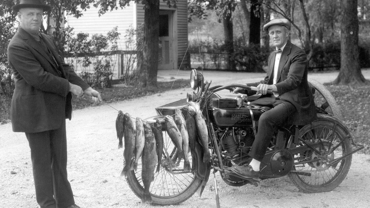 İki Tekeri Özgürlükle Buluşturan Harley Davidson’ın Motorları ve Tarihi