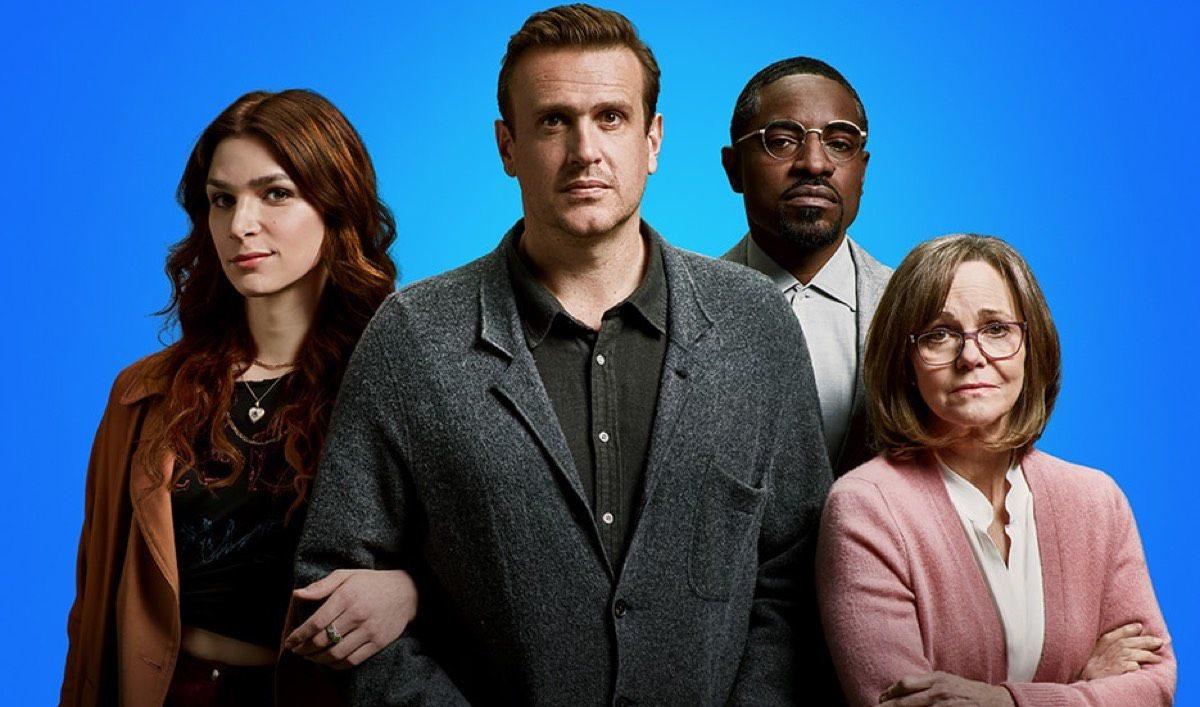 Bir Oturuşta Bitirebileceğiniz Tek Sezona Çok Şeyler Sığdıran 15 Başarılı Dizi