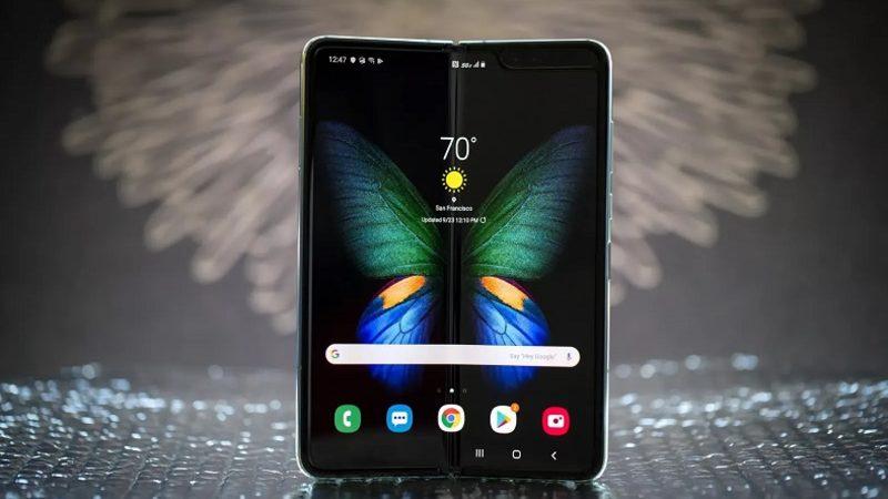 Samsung, Uygun Fiyatlı Galaxy Fold Dahil 4 Yeni Katlanabilir Telefon Tanıtabilir