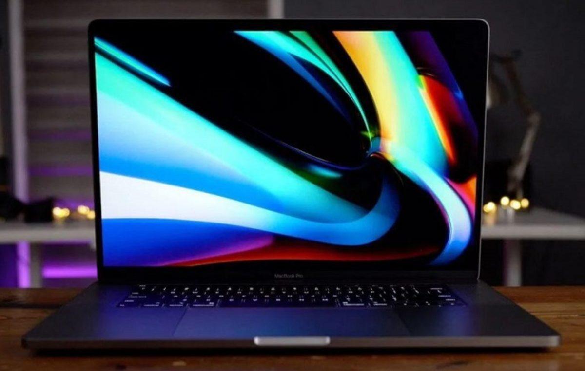 Apple, 14 İnç MacBook Pro’yu Önümüzdeki Yıla Erteleyebilir