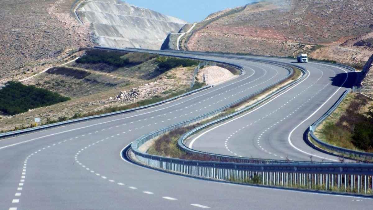 Cumhurbaşkanı: Gelecek Hafta Sonu 4 Günlük Sokağa Çıkma Yasağı Uygulanacak