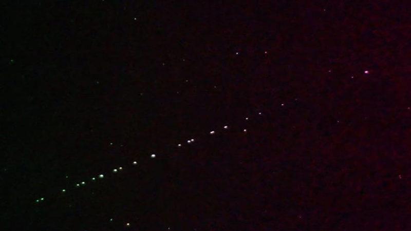 Bazı Kişilerin UFO Sandığı Starlink Uyduları Yeniden Yola Çıkıyor