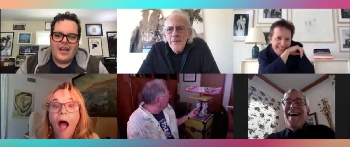 Geleceğe Dönüş Film Serisi Oyuncularının Yıllar Sonra Bir Araya Geldiği Video