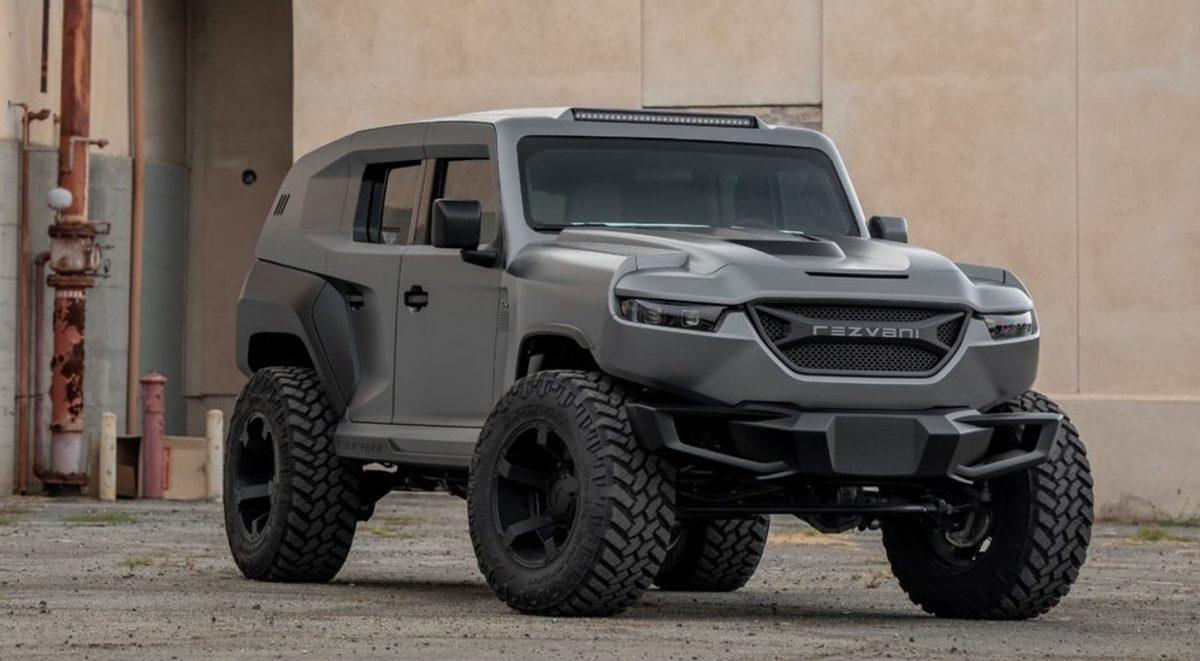 Nükleer Bombadan Bile Korunabilen Dünyanın 1.000 Beygirlik İlk SUV’u: Rezvani Tank X