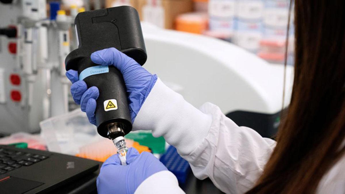 DSÖ Yöneticisi: Aşı Bulunmazsa Koronavirüsten Kurtulmak 4-5 Yıl Sürebilir