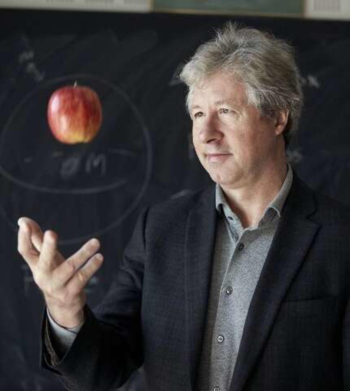 Einstein ile Kıyaslanan Fizikçi: Kütle Çekimi Diye Bir Şey Yok