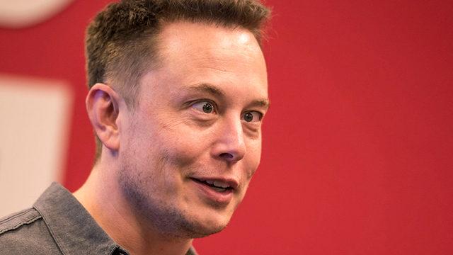 Elon Musk’ın ’Mars’ı Bombalayalım’ Tweeti Twitter’ı Salladı