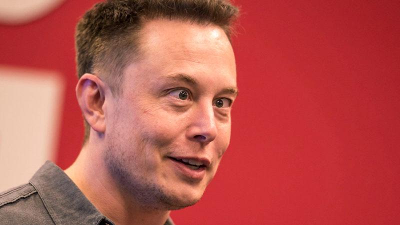 Elon Musk’ın ’Mars’ı Bombalayalım’ Tweeti Twitter’ı Salladı