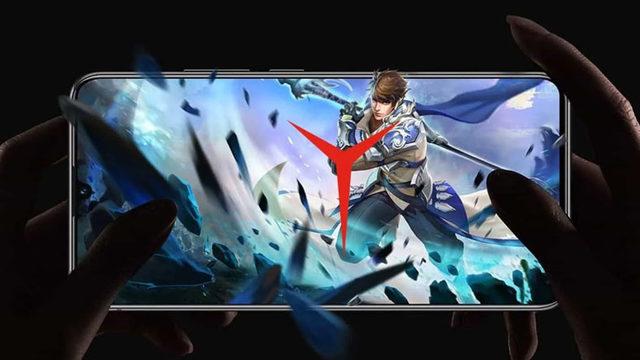 Lenovo Legion’un Dikeyden Çok Yatay Kullanılacağını Gösteren Tanıtım Videosu