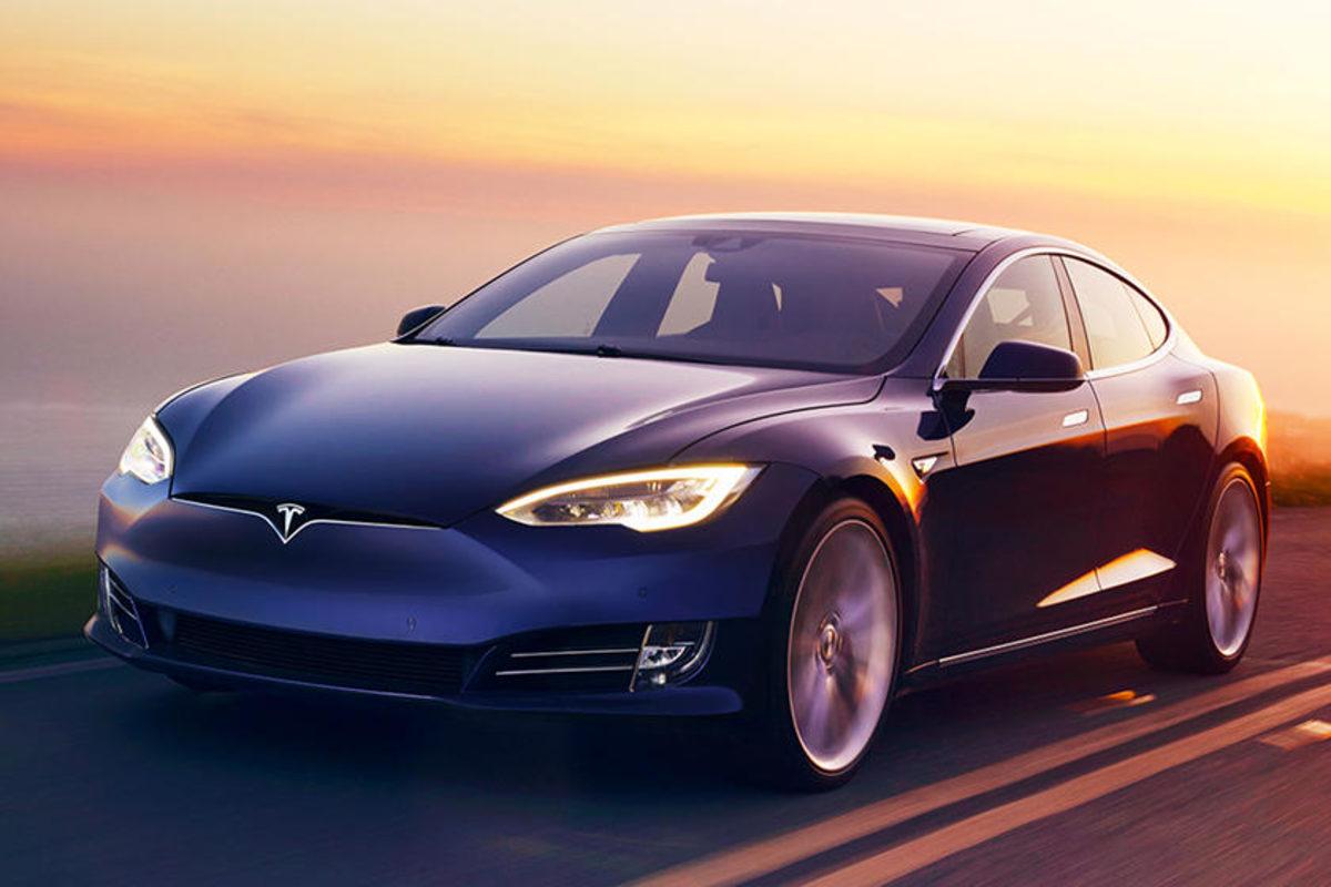 Jaguar, Tesla’dan Vazgeçenlere İndirim Uygulayacağını Açıkladı