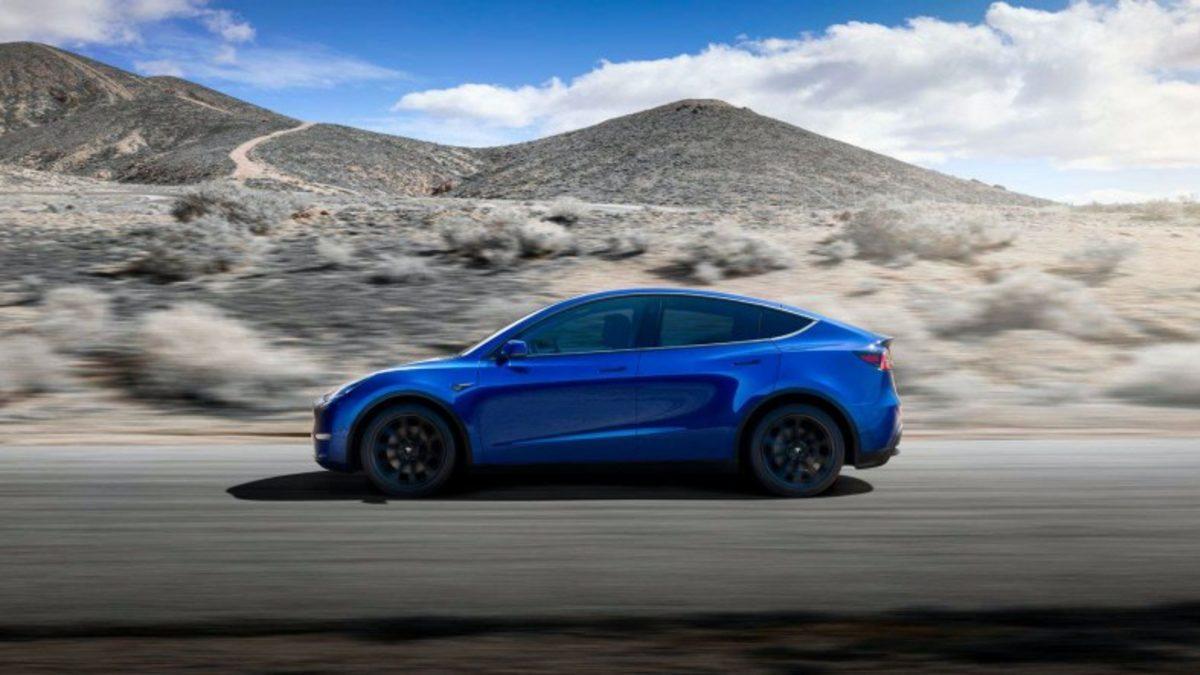 Nisan Ayında Otomobil Üretemeyen Tesla, Model Y Sipariş Edenlere E-Posta Gönderdi