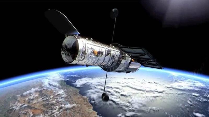 Hubble Uzay Teleskobu, Birbirini Etkileyen İki İlginç Galaksiyi Görüntüledi