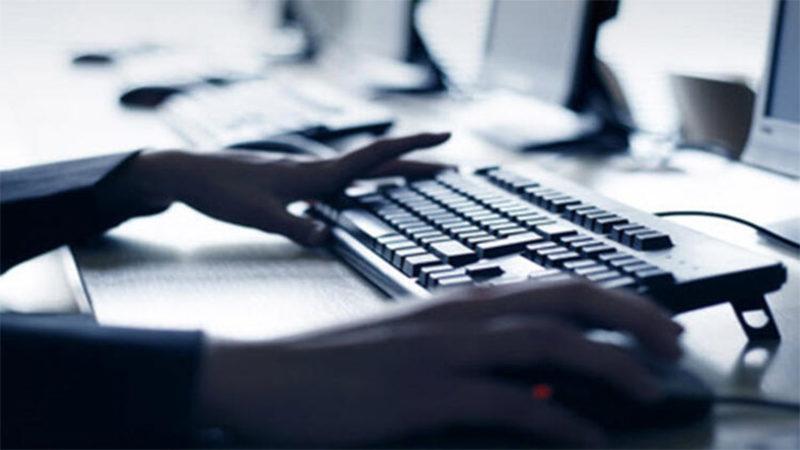 Diyanet: İnternetten İzinsiz Film, Müzik İndirmek Caiz Değil