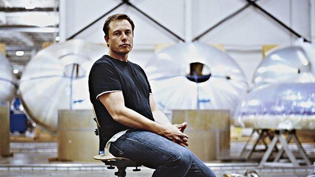 Elon Musk: Dünya’ya Elbet Bir Gün Asteroit Çarpacak ve Hiç Savunmamız Yok
