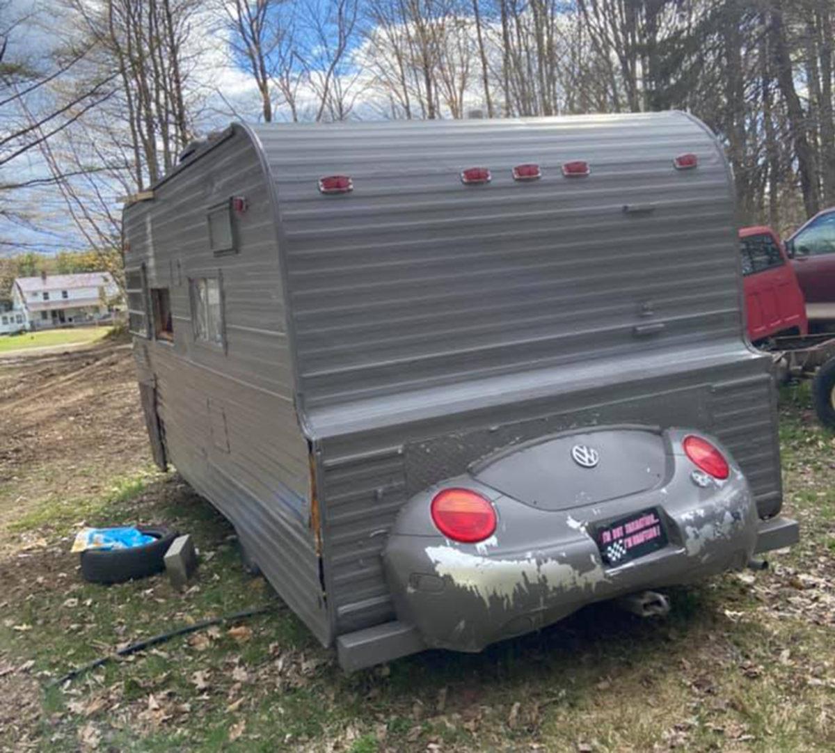 Dünyanın En Garip Tasarımına Sahip Volkswagen Beetle Karavanı