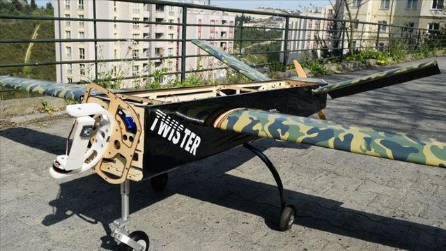 Kocaeli Üniversitesi Öğrencileri, İHA İçin Kontrol Sistemi Geliştirdi