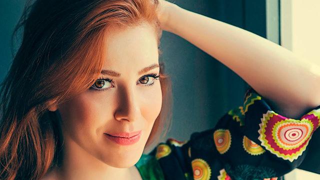 Elçin Sangu, IMDb’nin En Çok Konuşulan Oyuncular Listesine Girdi
