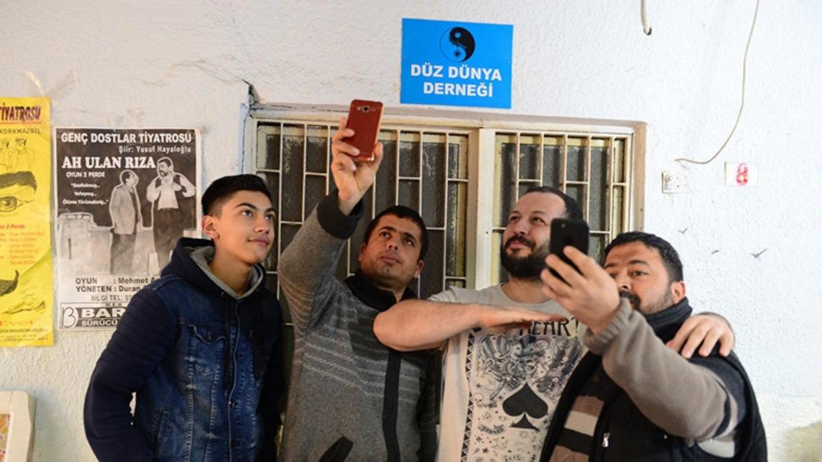 Düz Dünya Derneği Başkanı, Antarktika’nın Fotoğrafını Çekene 100 Bin TL Ödül Verecek