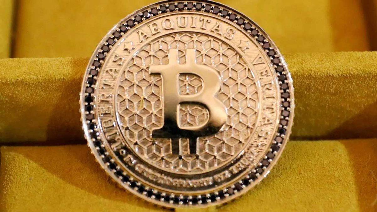 11 Yıllık Bitcoinler Esrarengiz Şekilde El Değiştirdi: Satoshi Nakamoto Geri mi Döndü?