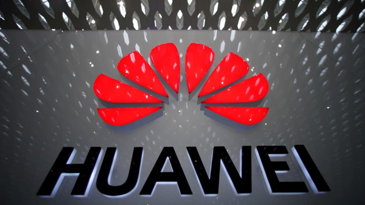 Rusya, Kendi İşletim Sistemini Tabletlerde Kullanmak İçin Huawei ile Anlaştı