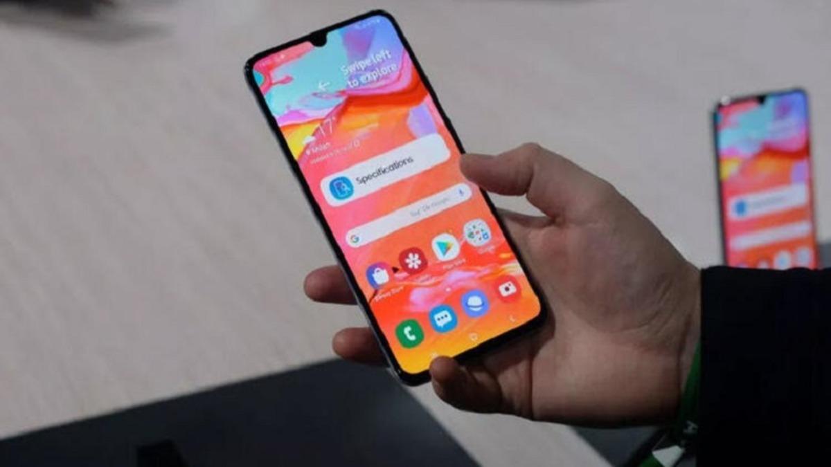 Samsung, Infinity-V Ekranlı Yeni Model Galaxy A10s’i Satışa Sundu