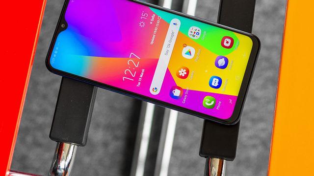 İddia: Samsung, 6.000 mAh Bataryalı Bir Telefon Geliştiriyor